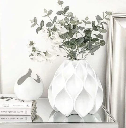 White Ceramic Nico Vase