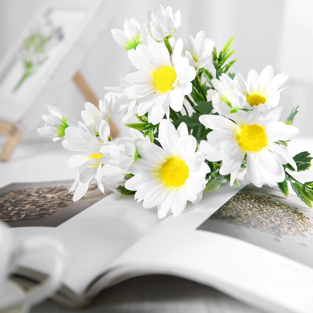 White Artificial Daisy Flowers
